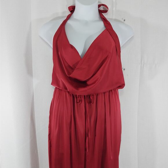 NWT! FASHION NOVA! RUBY RED DATIN HALTER TOP ONESIE, JUMPSUIT, ROMPER! SZ 2X - Picture 3 of 13